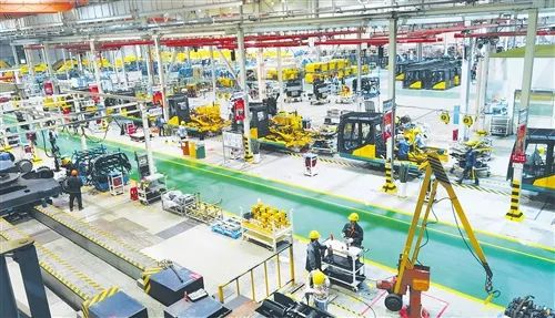 柳州再獲經濟日報萬字長文點贊 技術創新如何驅動城市華麗轉身？